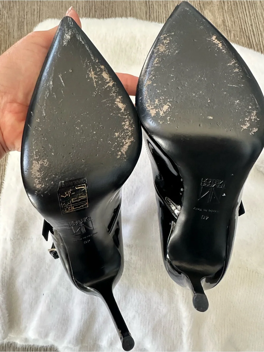 Tamara Mellon pistol 105 black patent triple strap pumps caged heels size 40/us